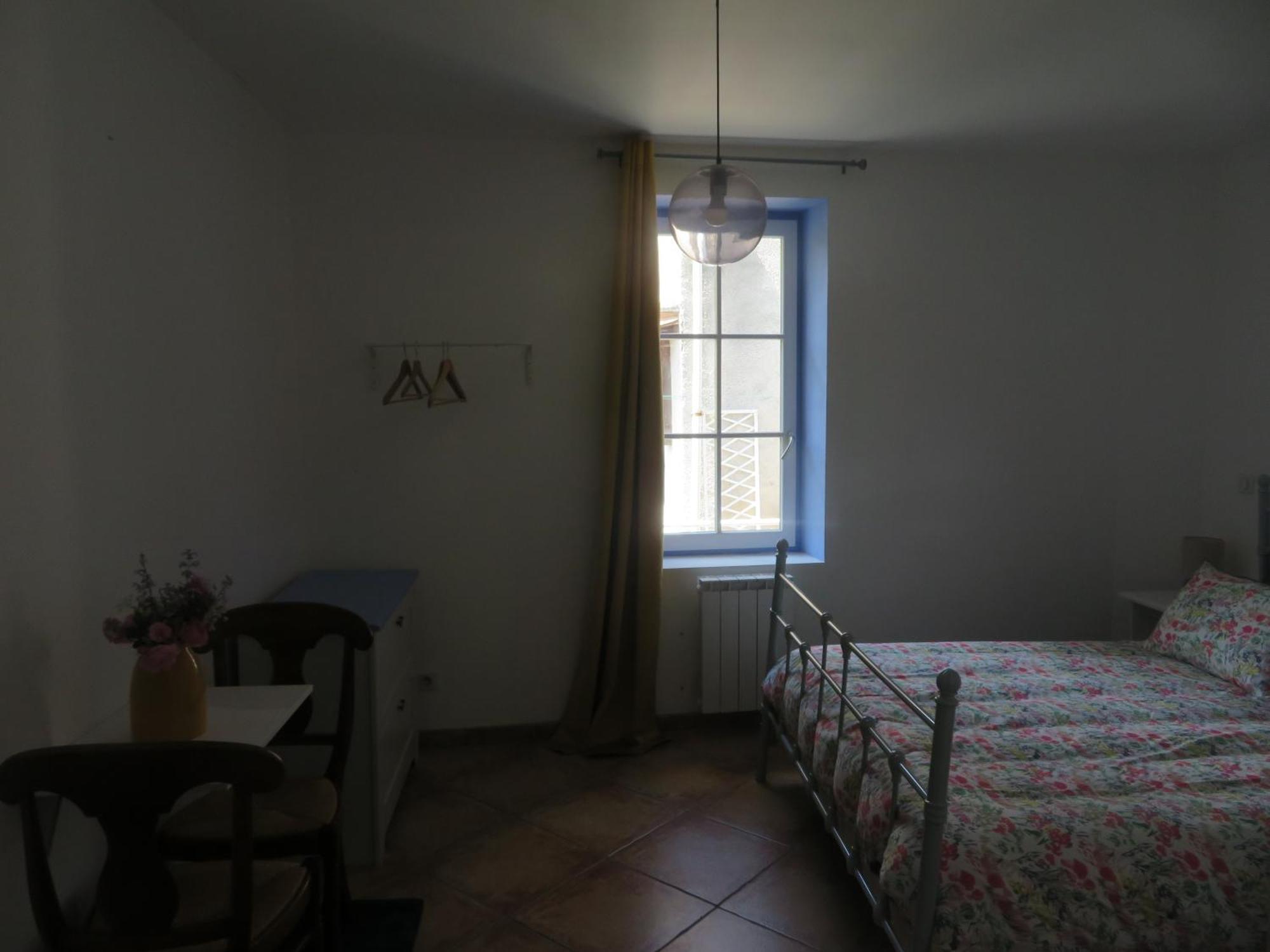 Auberge De La Petite Casserole Revest-des-Brousses Екстер'єр фото
